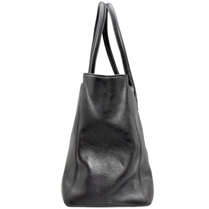 Medium Black Leather Cerf Handbag