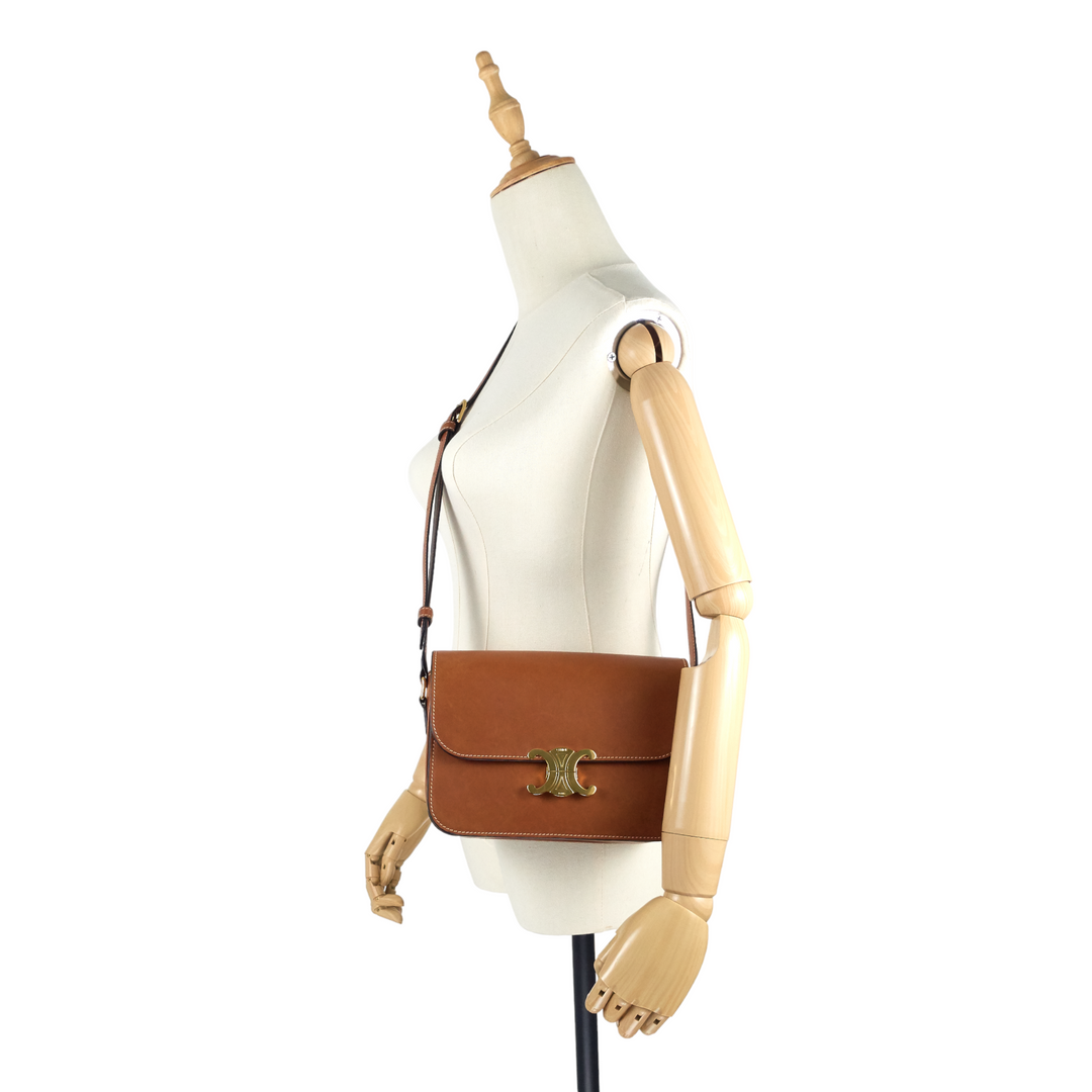 Classique Triomphe Leather Shoulder Bag