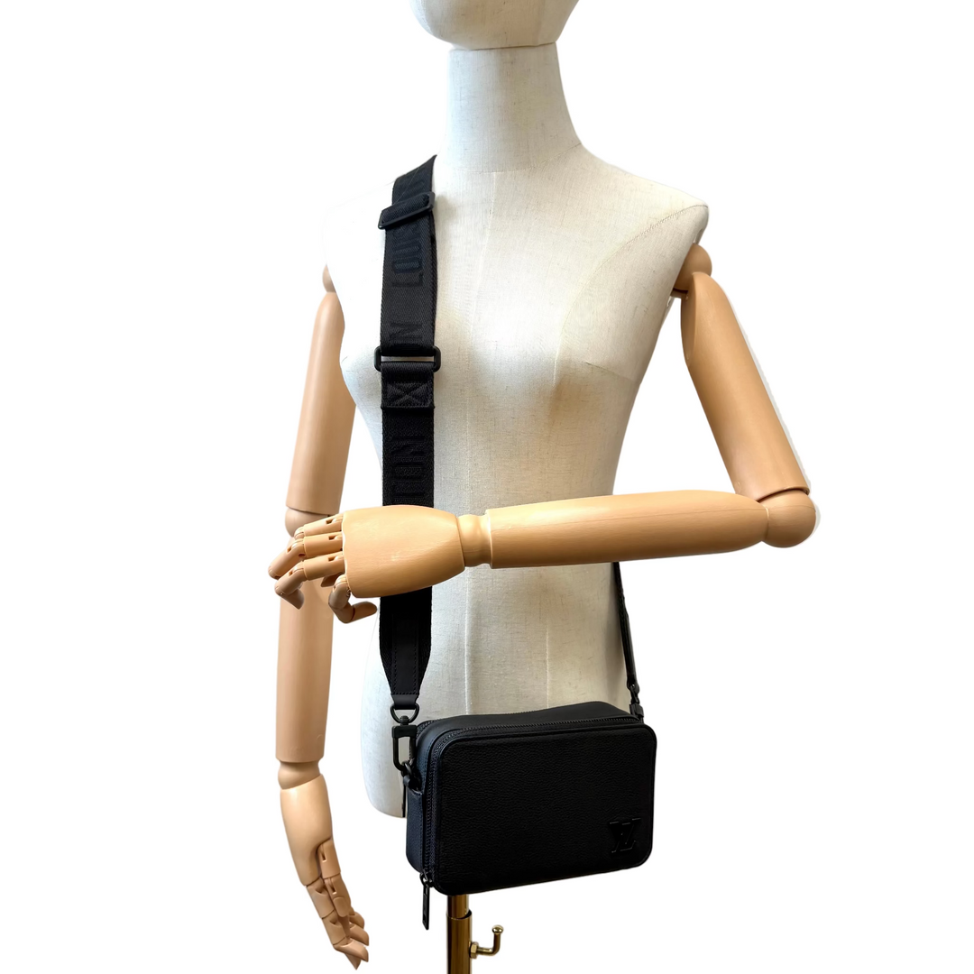 Mens Alpha Wearable Wallet Black on Black