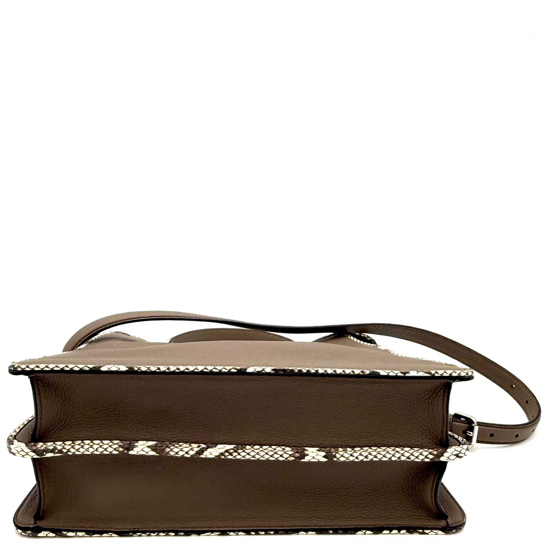 Peekaboo I See U Medium Leather Bag