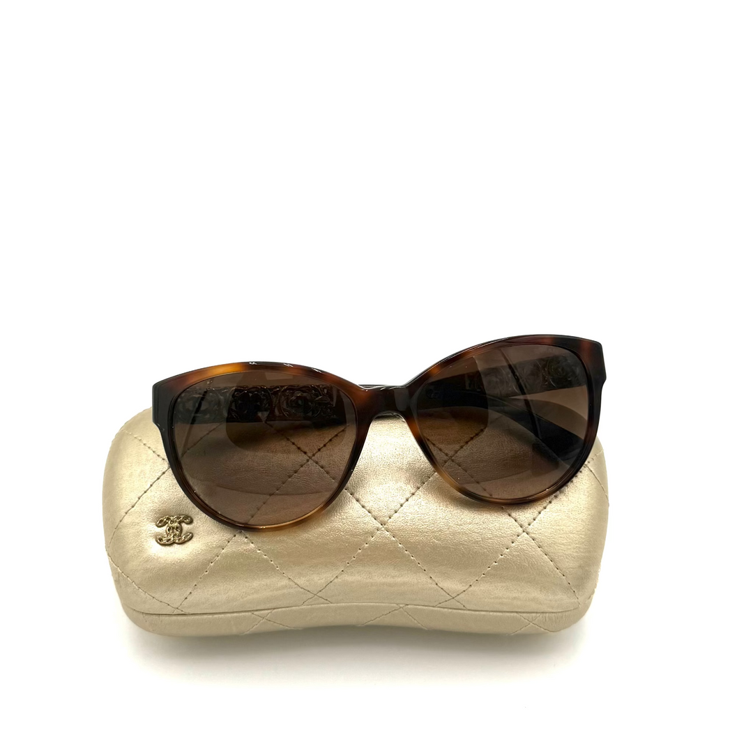 Tortoise Shell Metal Filigree Butterfly Sunglasses