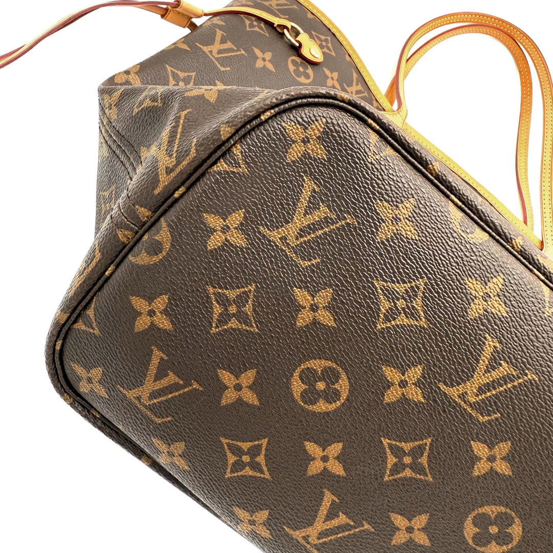 Monogram Neverfull MM with Pouch & Mimosa Interior