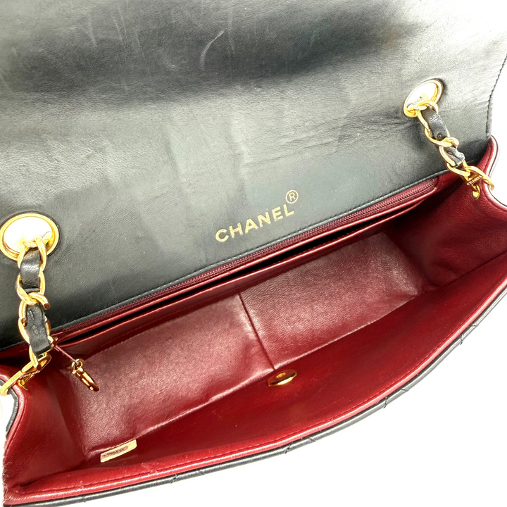 Vintage Diana Flap in Black Quilted Lambskin