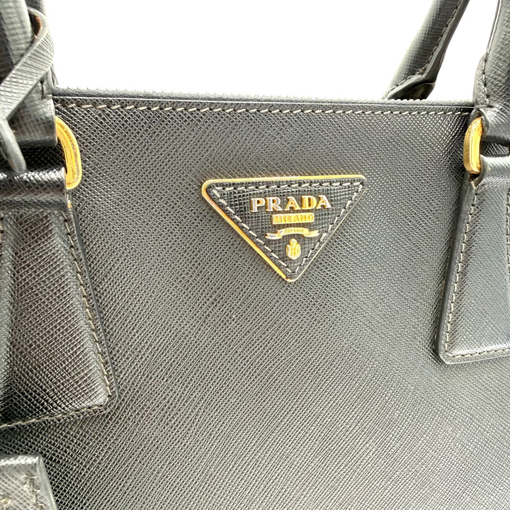 Galleria Saffiano Double Zip Medium Tote Bag