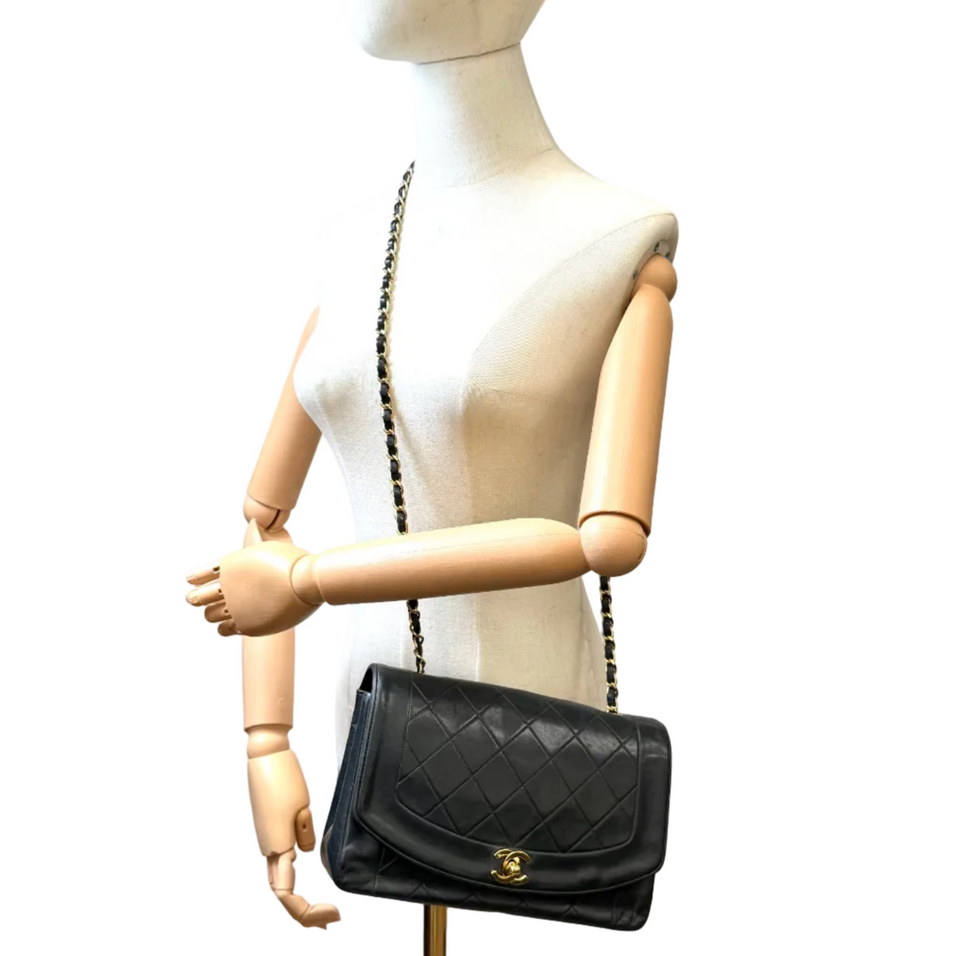 Vintage Classic Flap Diana Bag