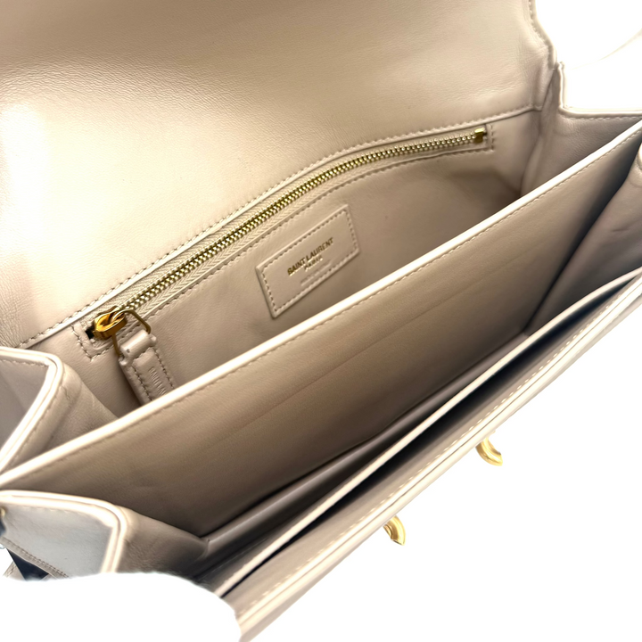 Le Maillon Beige Shoulder Bag With Matte Gold Hardware