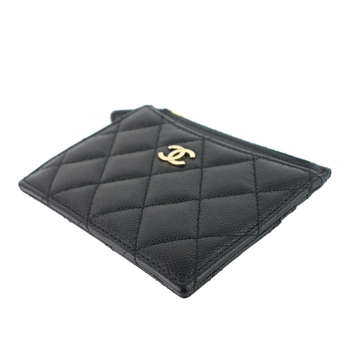 Classic Zip Caviar Leather Cardholder