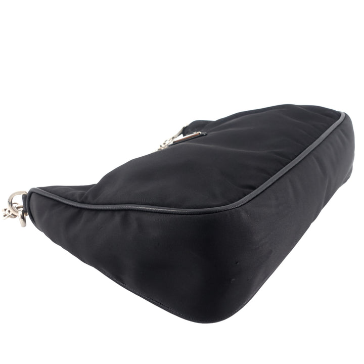 Re-Edition 2000 Nylon Shoulder Bag