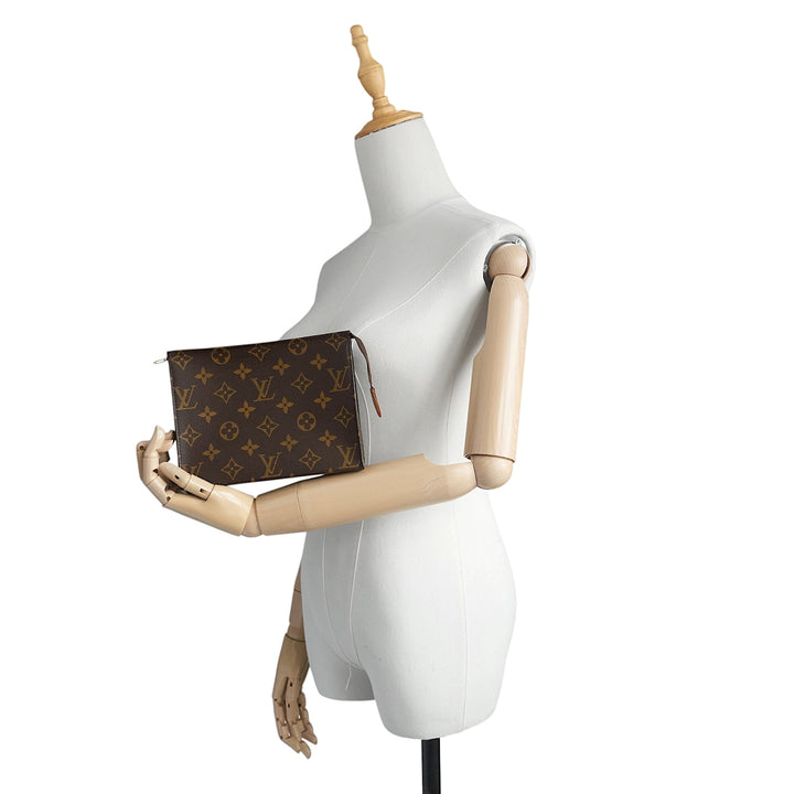 Toiletry 19 Monogram Canvas Pouch