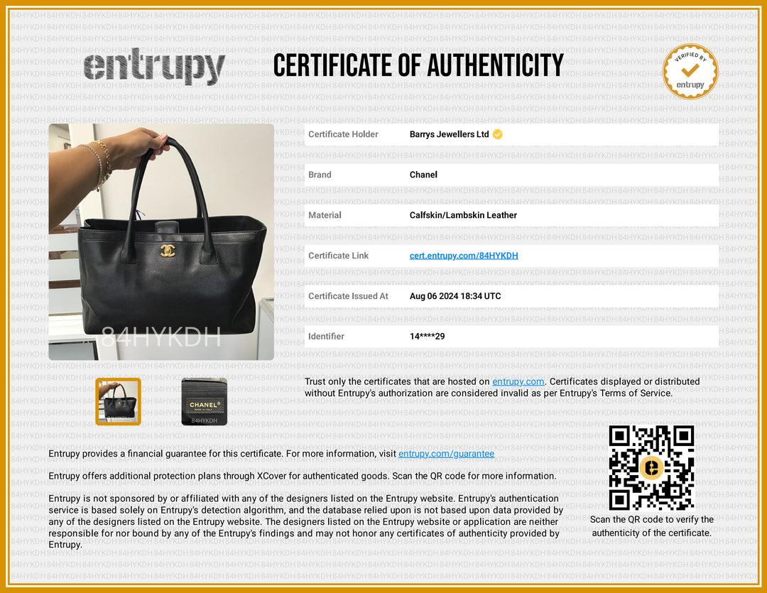 Medium Black Leather Cerf Handbag