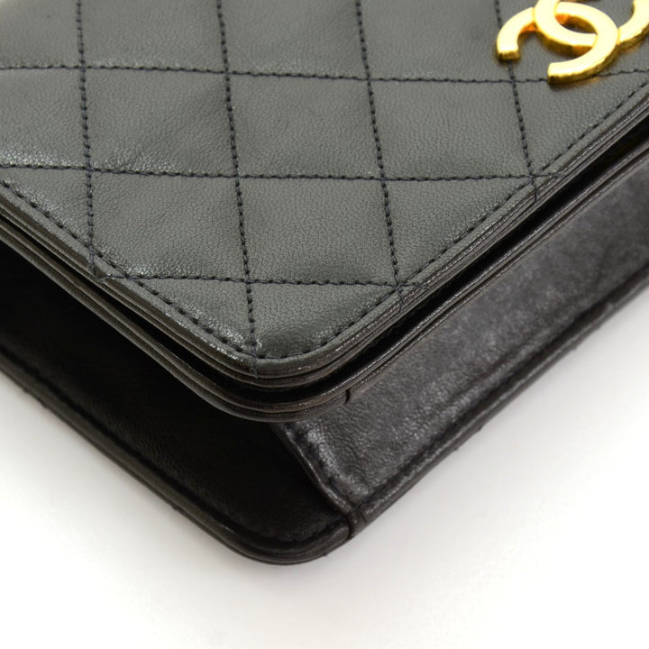 single flap quilted leather shoulder bag