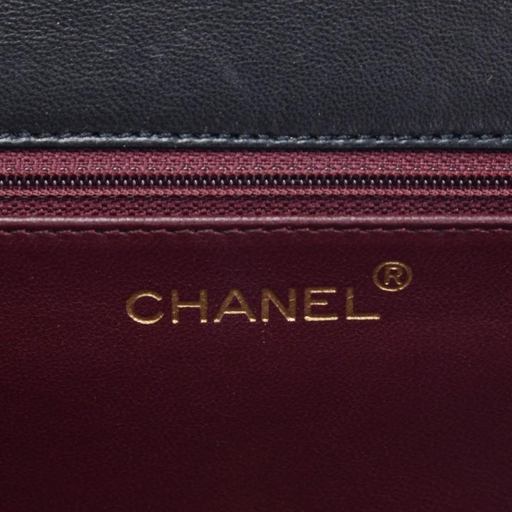 single flap shoulder bag