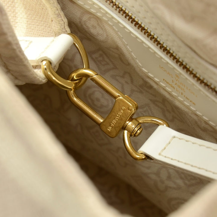 tahitienne cabas monogram canvas handbag - limited edition bag