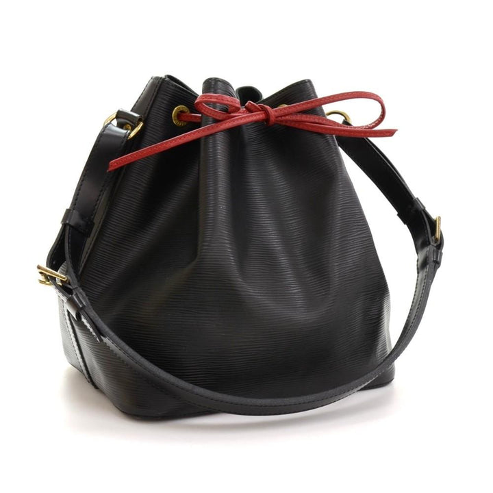 petit noe black epi leather bag
