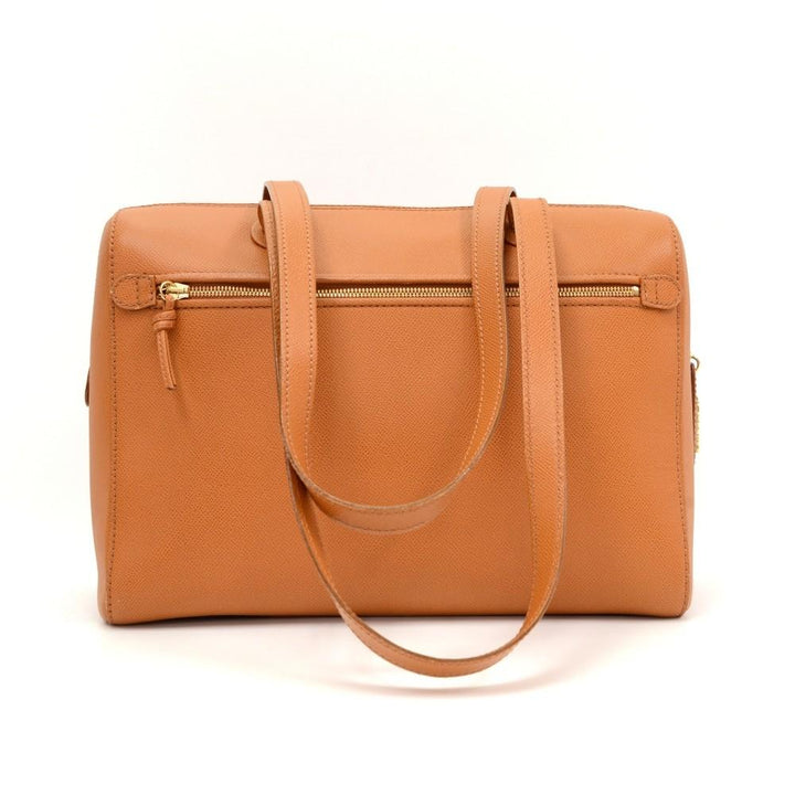 large caviar leather shoulder bag