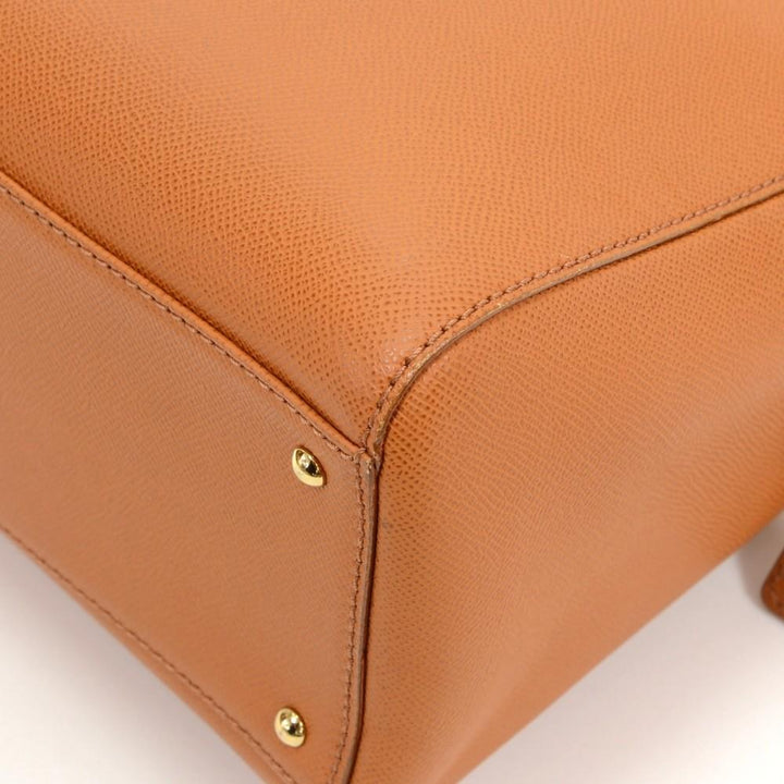 large caviar leather shoulder bag