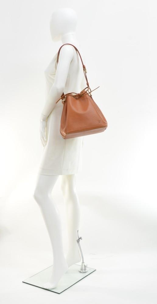 petit noe orange epi leather bag