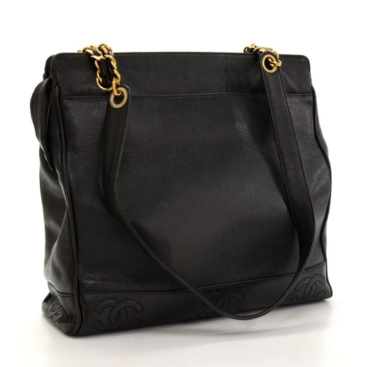 12" caviar shoulder bag