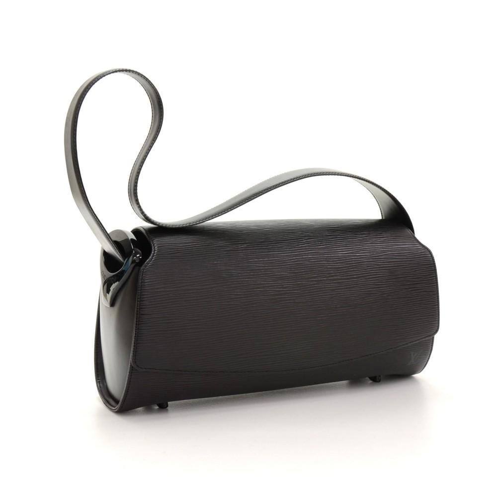 nocturne gm black epi leather bag