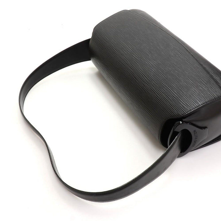 nocturne gm black epi leather bag