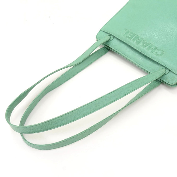 medium caviar leather tote bag