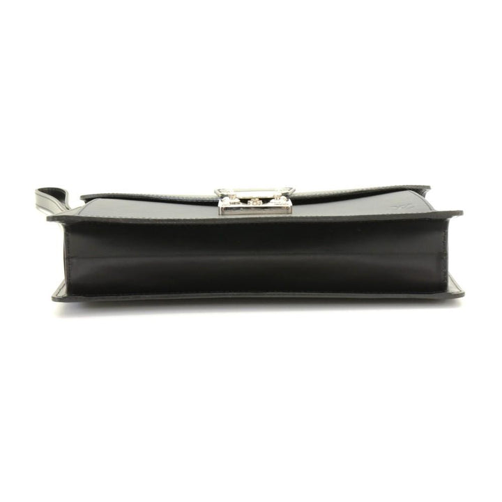 sellier dragonne pochette