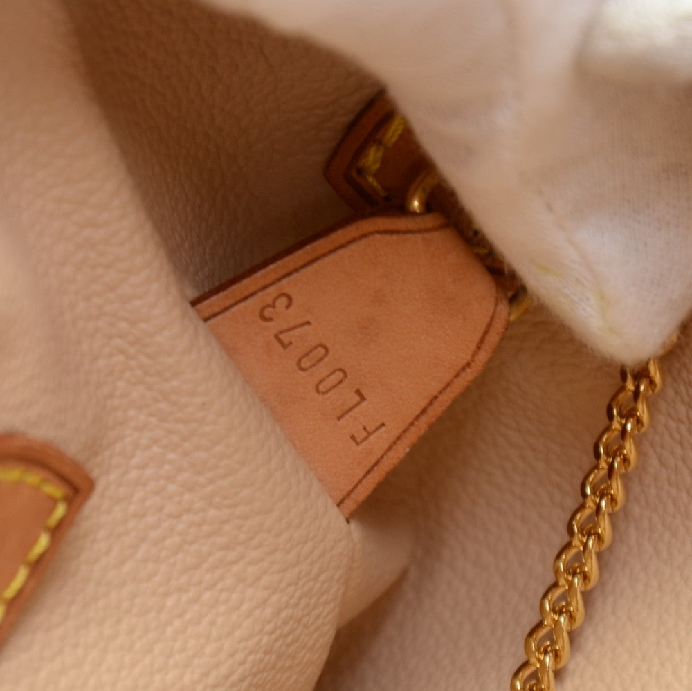 bucket pm shoulder bag