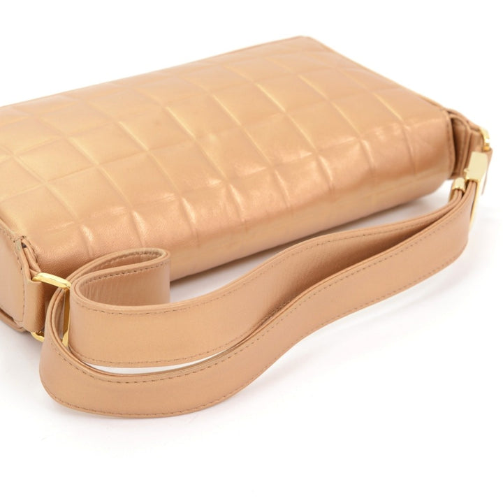 square stitch leather bag