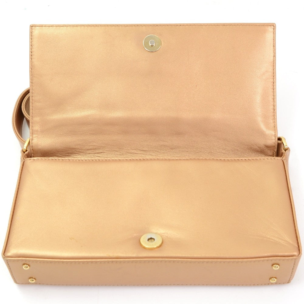 square stitch leather bag