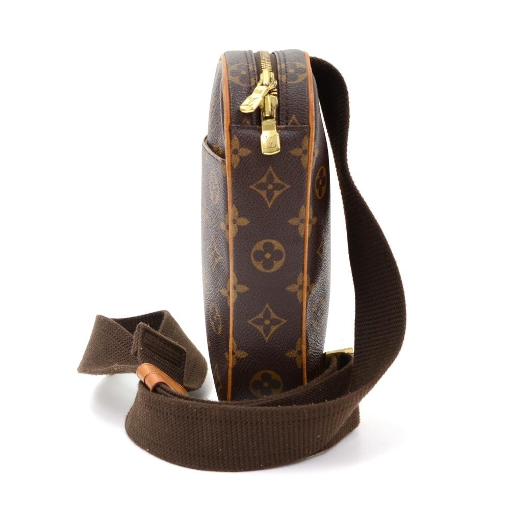 pochette gange monogram canvas messenger bag