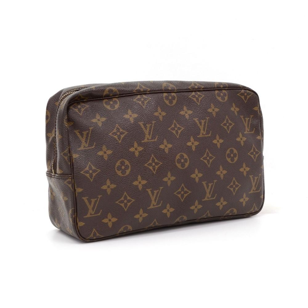trousse toilette 28 monogram canvas cosmetic pouch