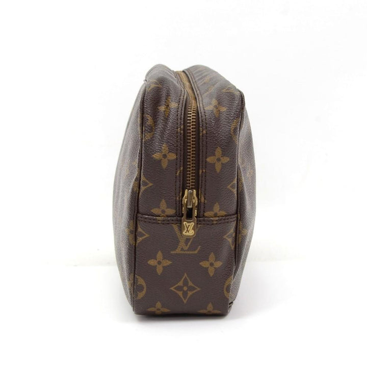 trousse toilette 28 monogram canvas cosmetic pouch