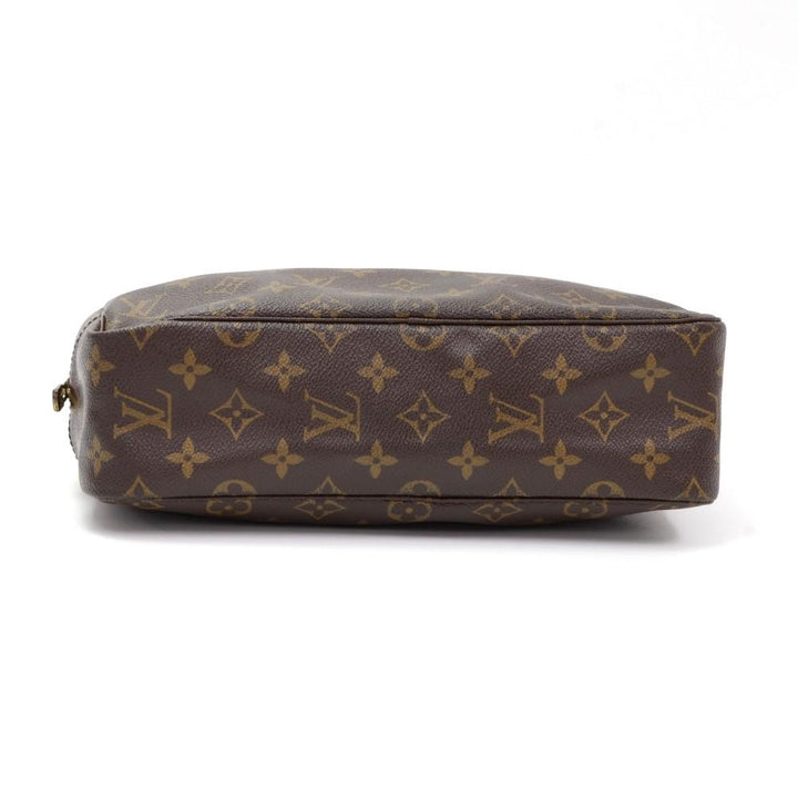 trousse toilette 28 monogram canvas cosmetic pouch
