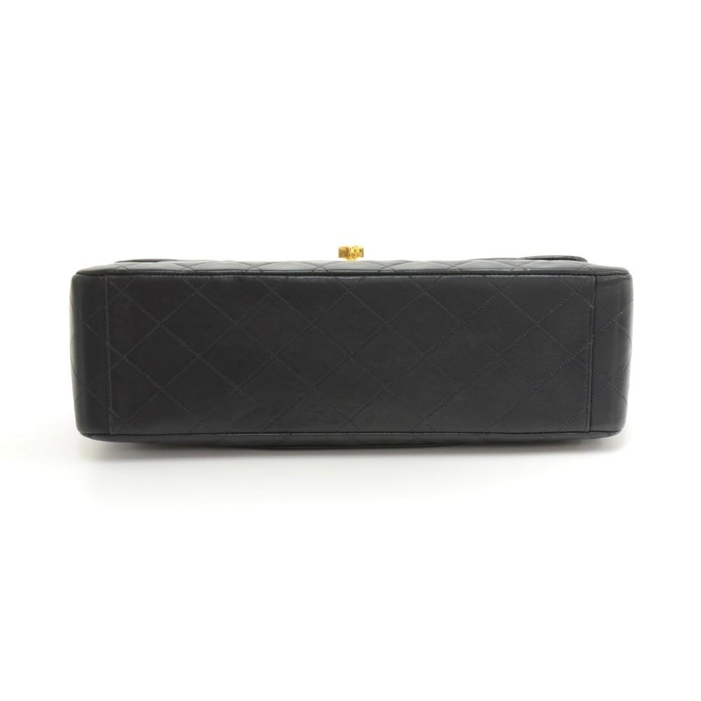 13" maxi quilted lambskin leather shoulder bag