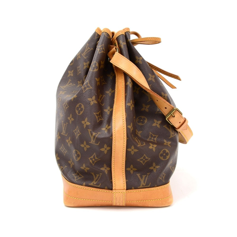 noe monogram canvas shoulder bag