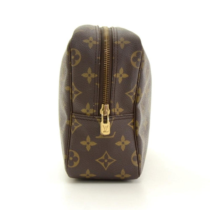 trousse toilette 28 monogram canvas cosmetic pouch