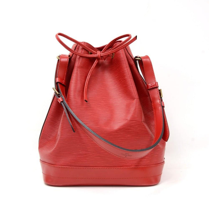 noe large epi leather shoulder bag