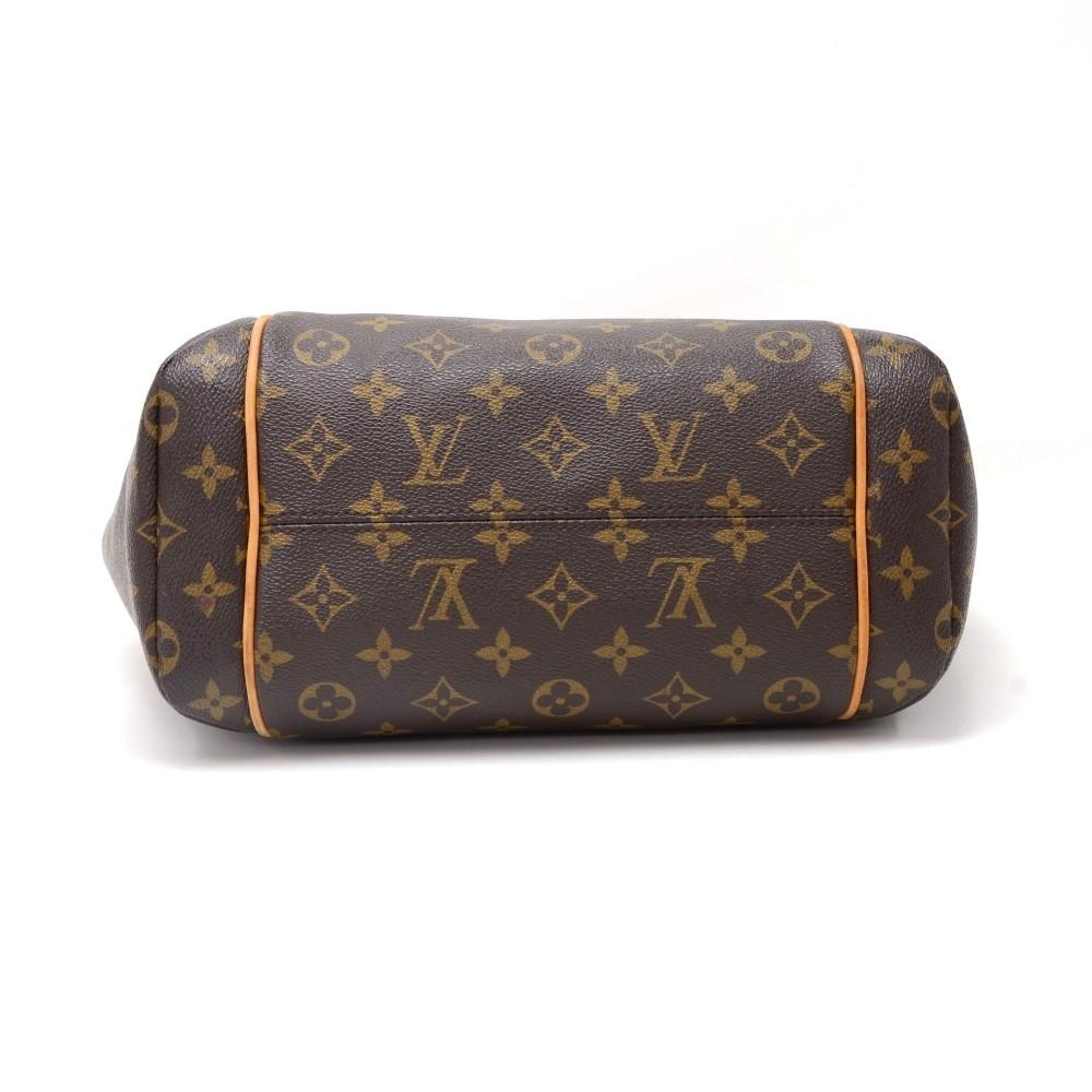 totally pm monogram canvas shoulder handbag