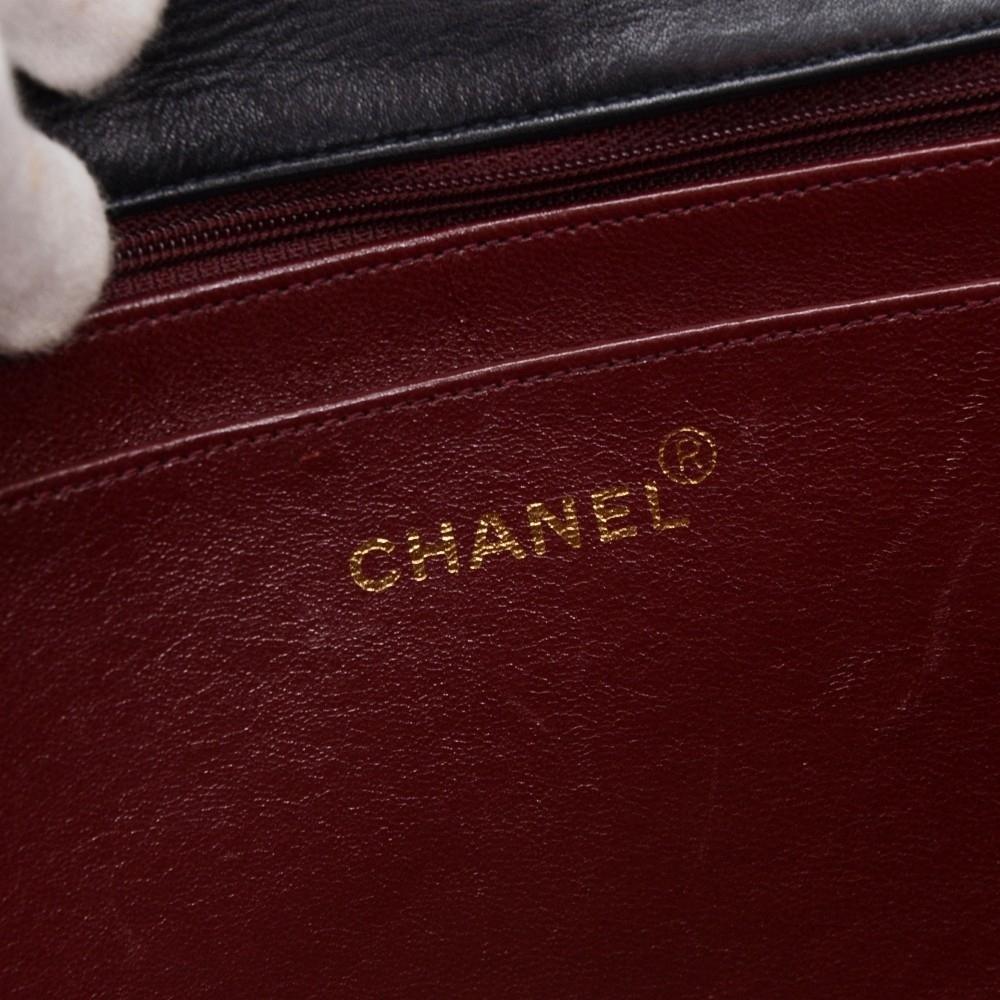 maxi quilted lambskin leather shoulder bag