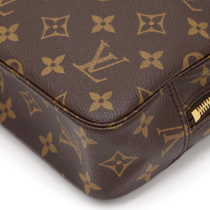 trousse toilette 23 monogram canvas cosmetic pouch