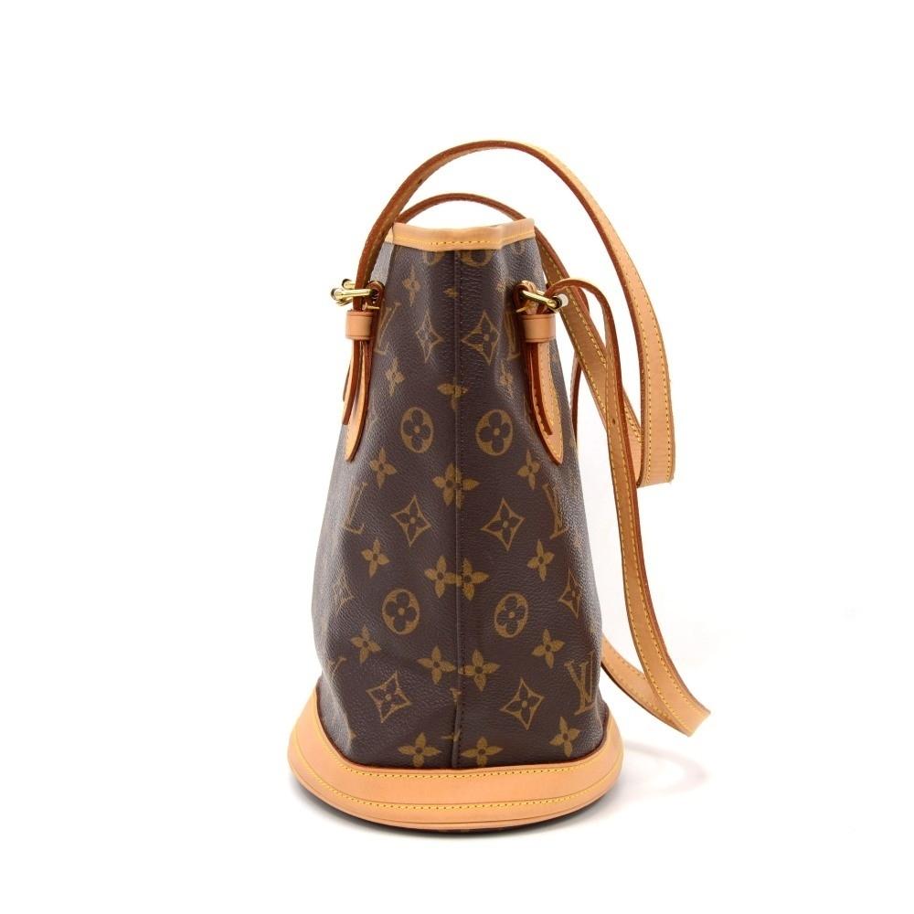 bucket pm monogram canvas shoulder bag