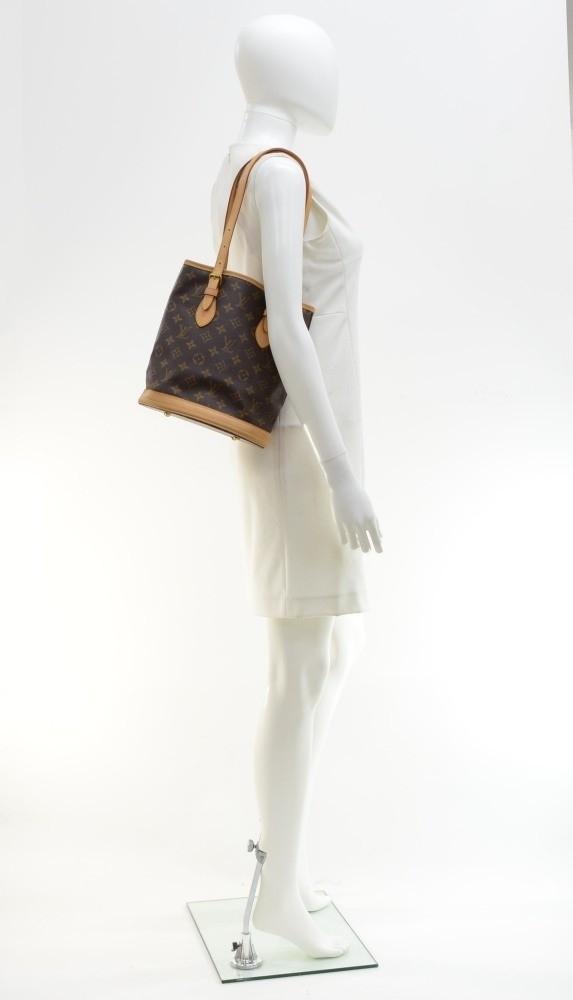 bucket pm monogram canvas shoulder bag