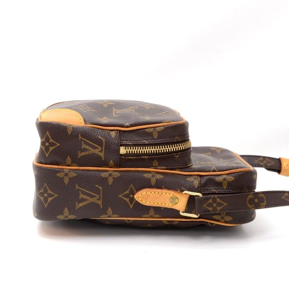 amazone monogram canvas messenger bag