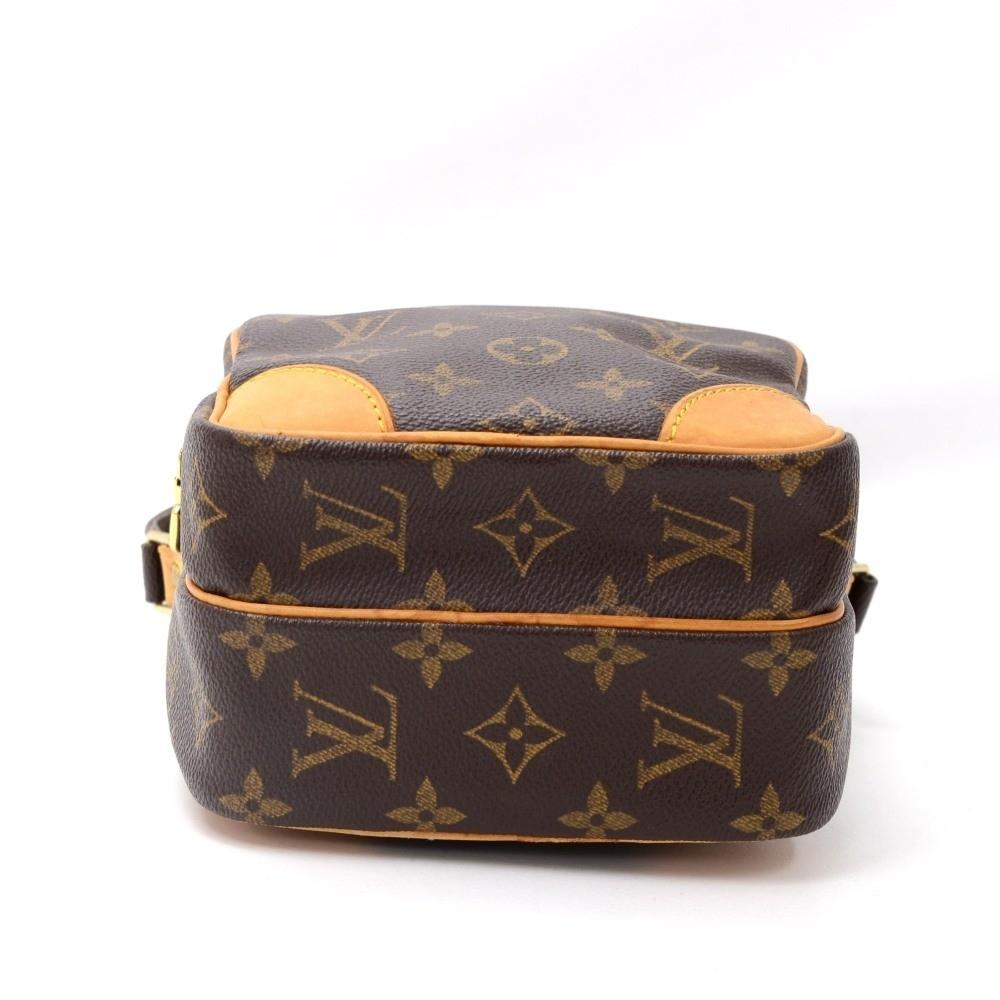 amazone monogram canvas messenger bag