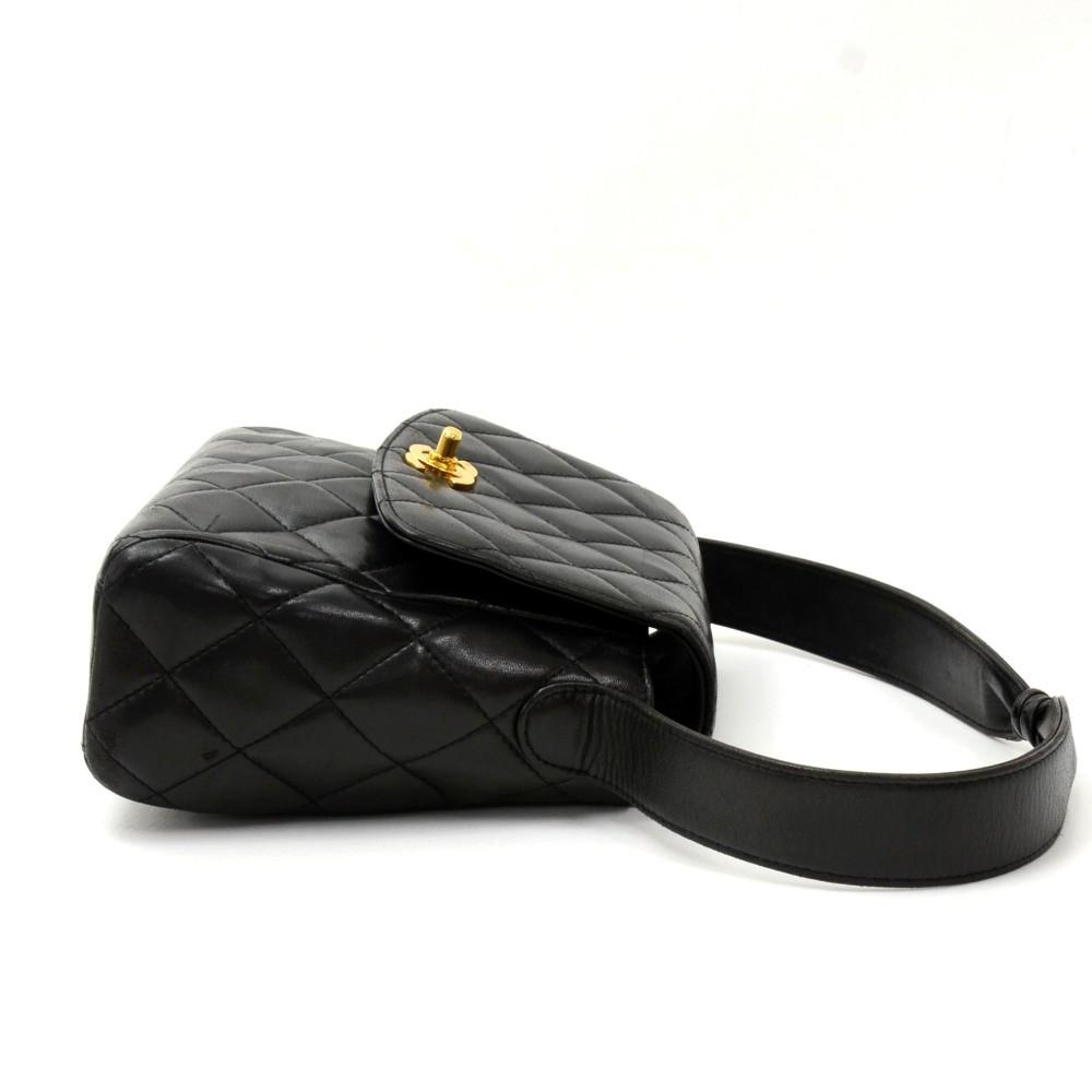 8" quilted lambskin leather shoulder bag