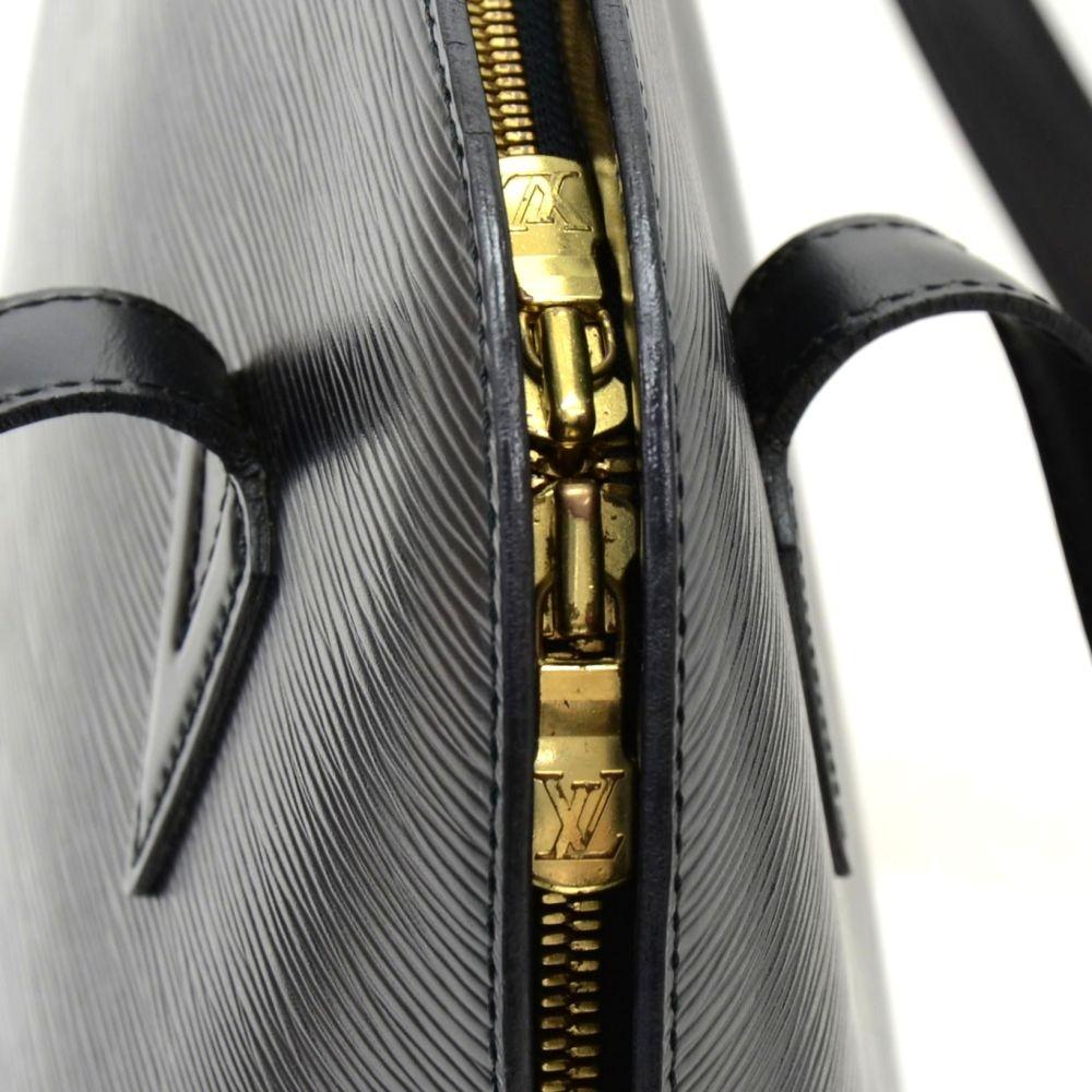 lussac epi leather shoulder bag