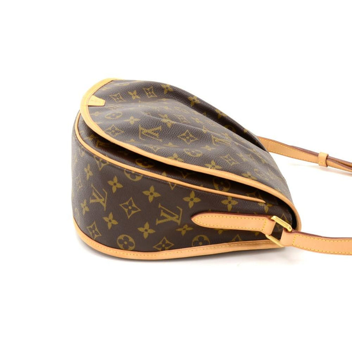 menilmontant mm monogram canvas shoulder bag