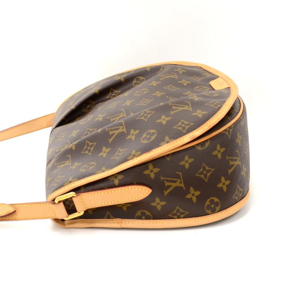 menilmontant mm monogram canvas shoulder bag