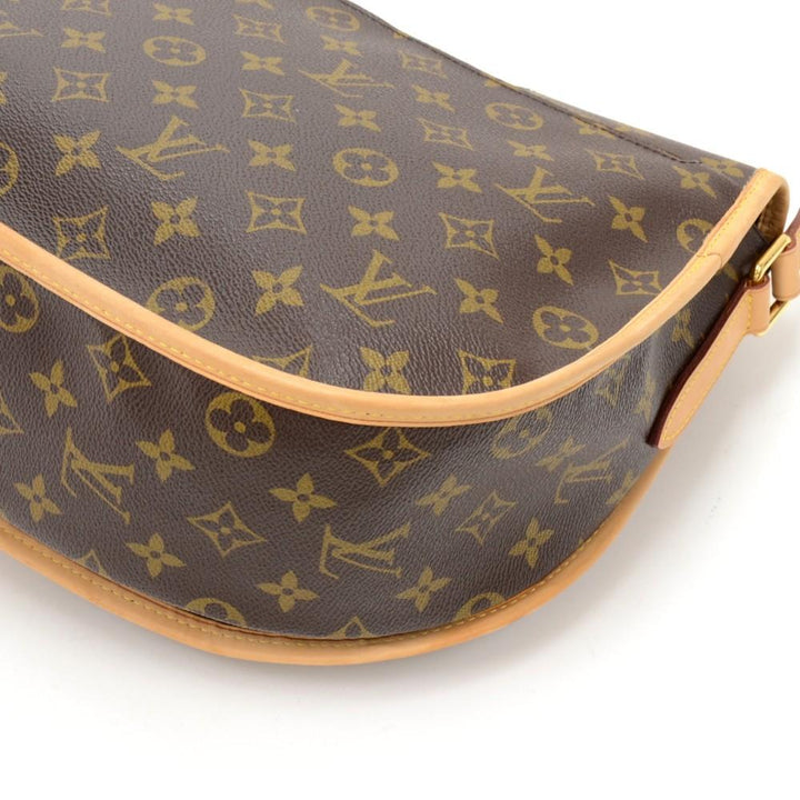 menilmontant mm monogram canvas shoulder bag