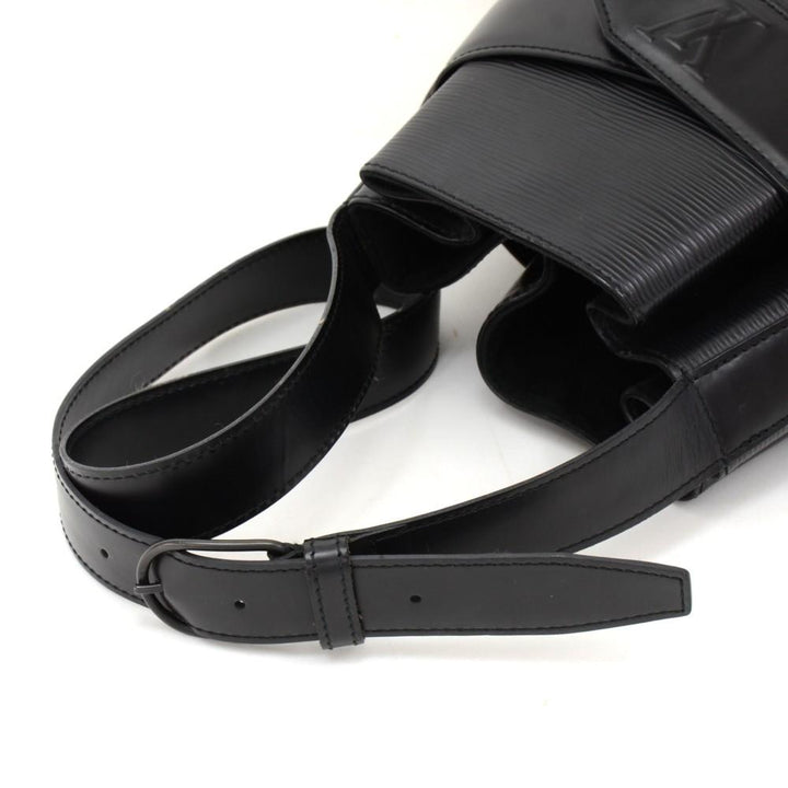 sac d'epaule pm epi leather shoulder bag